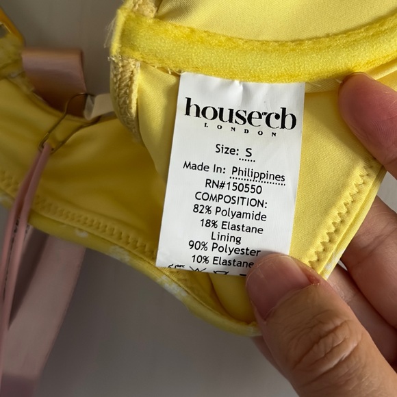House of CB Mariposa Yellow Floral Bikini Top Size Small - Picture 8 of 10